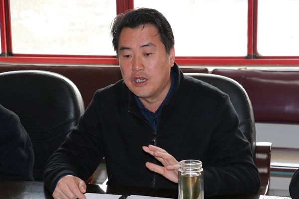 公司总经理杨东虎调研丰收公司工作(图2) 公司总经理杨东虎调研丰收公司工作(图2)